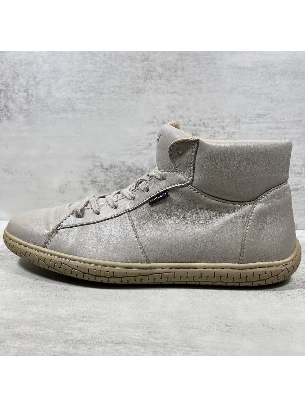 Piloti Leather High Top Driving Shoes - Men's Size 8 - Taupe  This item is pre-o